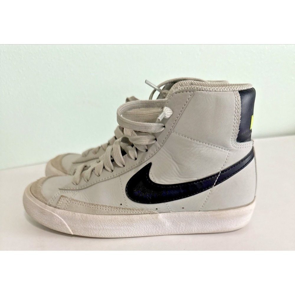 Nike Blazer Mid 77 Shoes Youth Size 4.5Y Gray‎ Black Leather Sneakers DA4086-006